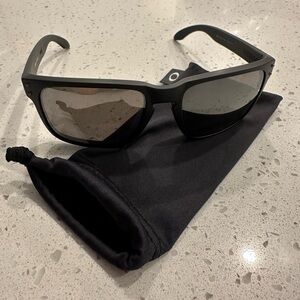 Oakley Holbrook XL